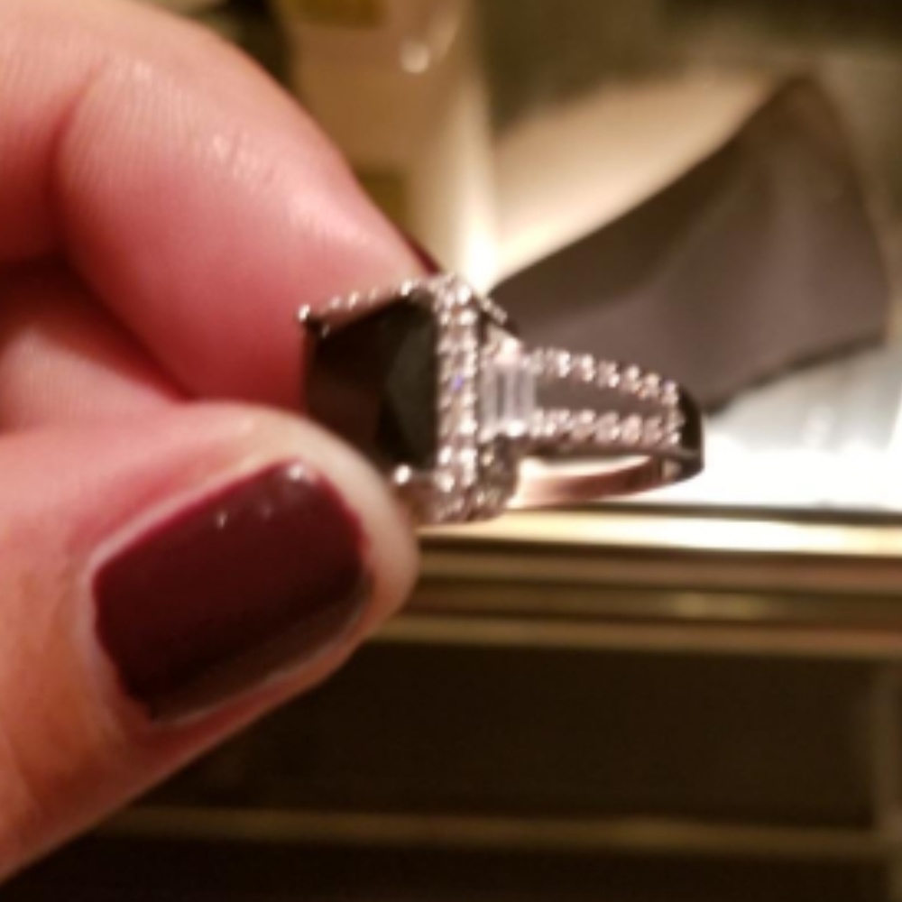 1 LEFT SZ 10! NWT Silver Onyx Diamond Empress Ring - Picture 2 of 4